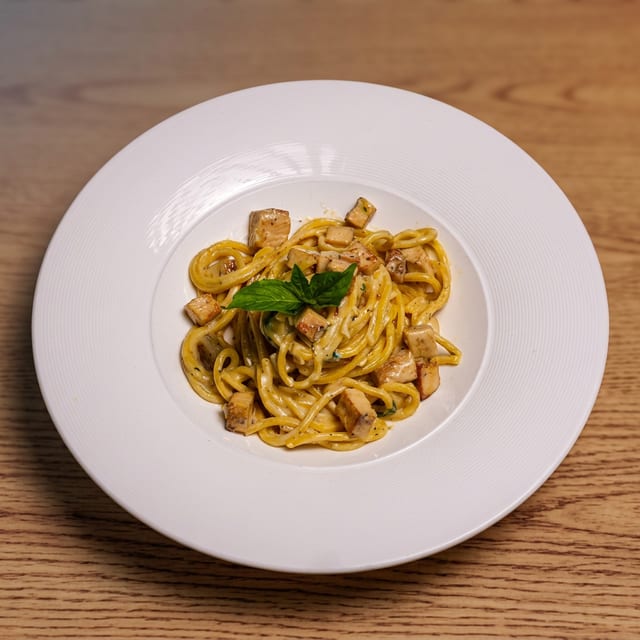 Spaghetti Alfredo with Chicken.
